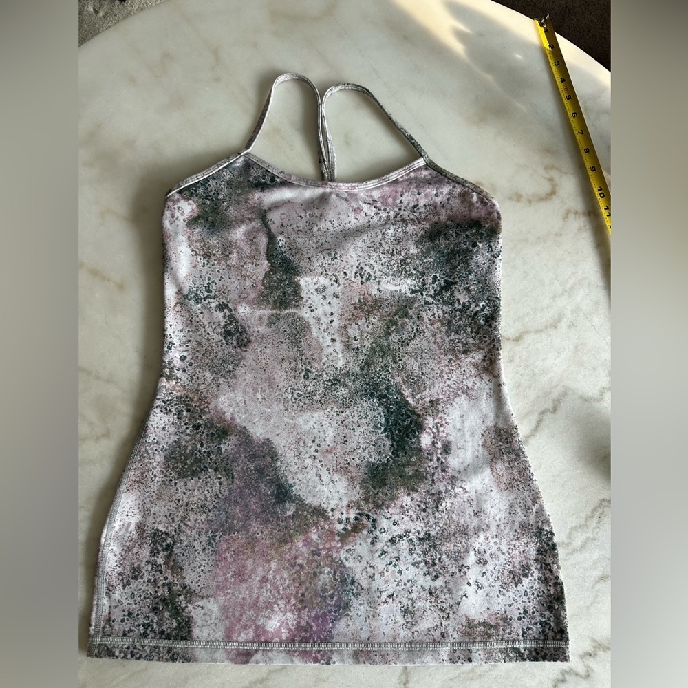 Lululemon 8 y strap tank top EUC